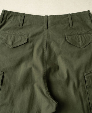 Olive M-51 field cargo trousers rear with belt loops and side pockets