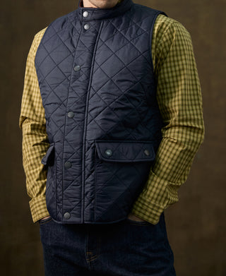 Corduroy Trimmed Diamond Quilted Field Vest – Navy