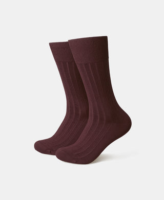 Ribbed dress socks in wine color, mid-calf
