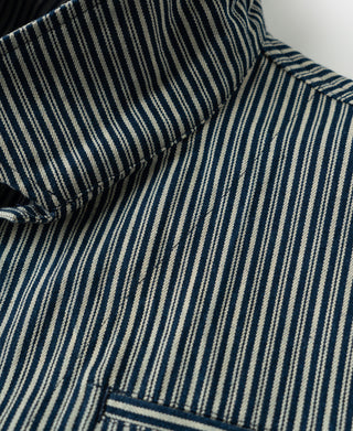 Striped jacket collar and shoulder seam, blue and white stripe pattern