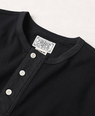 collar detail of Black Short Sleeve Henley T-Shirt