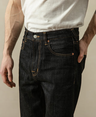 14 oz Selvedge Basic Straight-Fit Jeans - Black