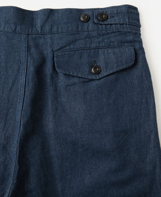 back pocket detail of Indigo Relaxed Double-Pleated Hemp-Cotton Shorts