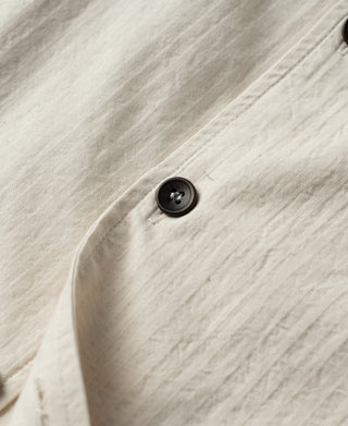 button detail of Ivory Italian Collar Salt-Shrunk Shirt