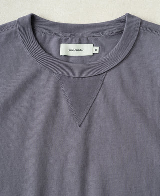 collar detail of Purple 1950s V-Gusset Cotton T-Shirt