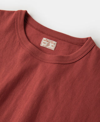 Collar Detail of Lot 107R Cotton Tubular Crewneck T-Shirt