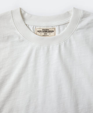 collar detail of White Heavyweight Slub Cotton Short Sleeve T-Shirt