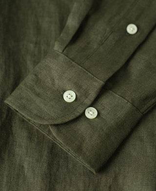 Cuff detail of Lot 225 Long Sleeve Linen Button-Down Shirt