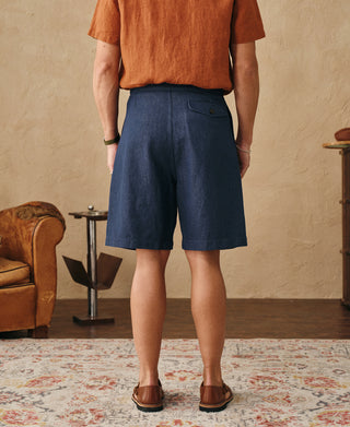 lifestyle shot of Indigo Relaxed Double-Pleated Hemp-Cotton Shorts 