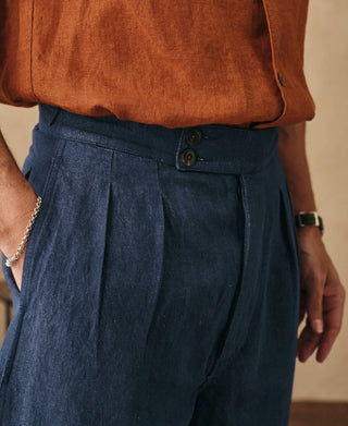 lifestyle shot of Indigo Relaxed Double-Pleated Hemp-Cotton Shorts 