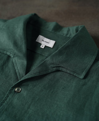 neckline detail of 1950s Italian Collar Linen Short Sleeve Shirt -Dark Green