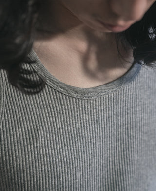 overview_of Gray Tank Top Detail