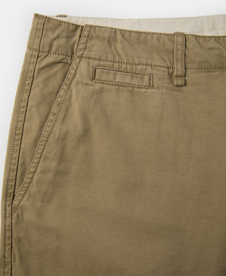 pocket detail of 1930s Washed Officer Chino Shorts in Khaki